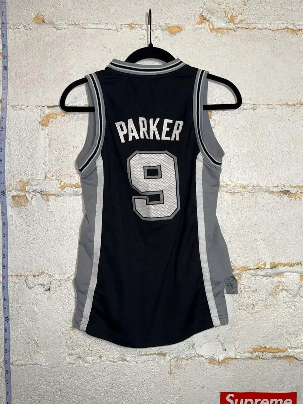 Adidas San Antonio Spurs Tony Parker #9 Youth Medium (10-12) Jersey